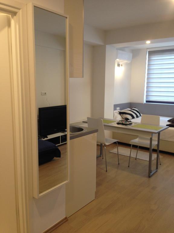 Dea'S Studio Apartment SJJ Chambre photo