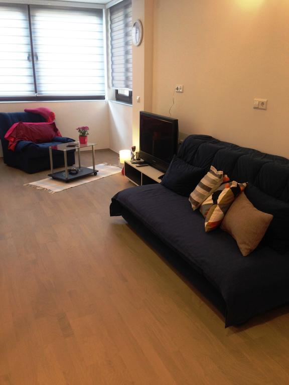 Dea'S Studio Apartment SJJ Chambre photo