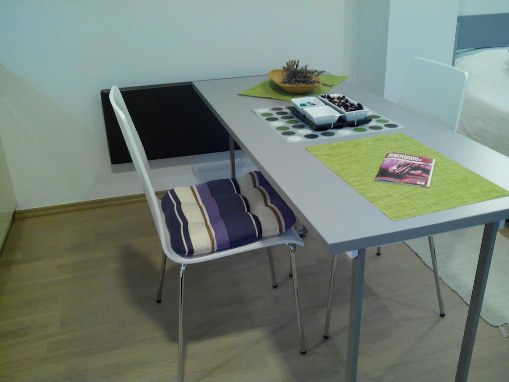 Dea'S Studio Apartment SJJ Chambre photo